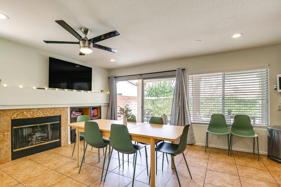 Home w/ Private Pool & Game Room in Indio! House in La Quinta