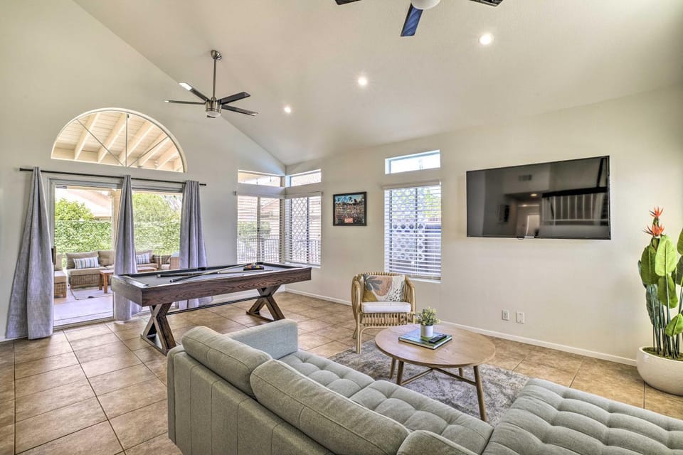 Home w/ Private Pool & Game Room in Indio! House in La Quinta