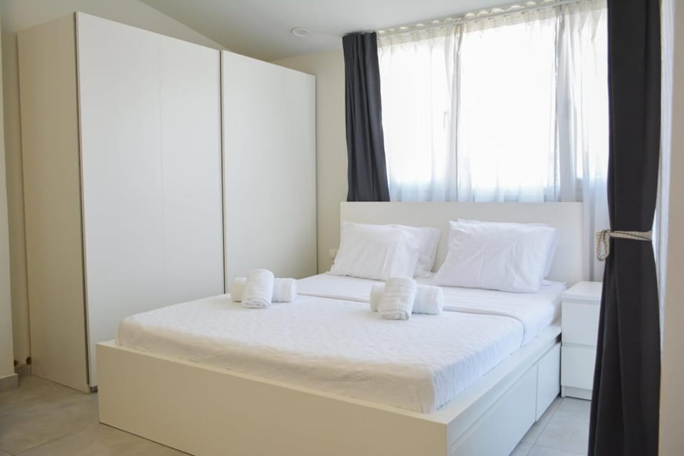 SKG Central Deluxe Studios Apartment in Thessaloniki