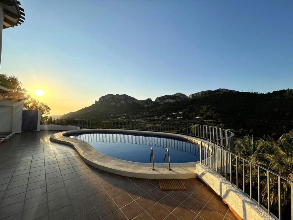 Mountain view, Sea view, Sunrise