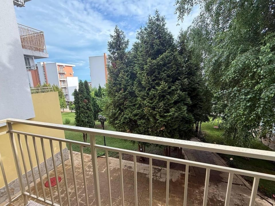 2-комнатные апартаменты у моря 10 бассейнов Crown Fort Noks Apartment in Burgas Province