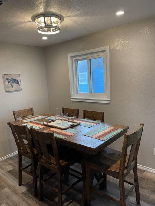Dolphins Beach Cottage on the Beach - Sleeps 12 House in Surfside Beach