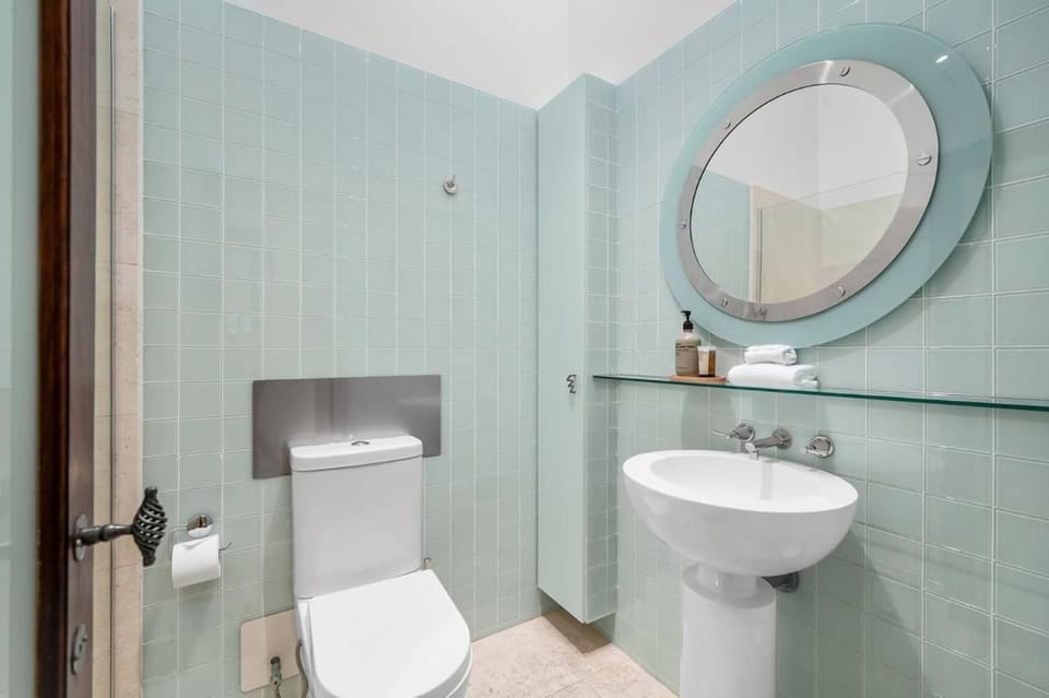 Toilet, Bathroom