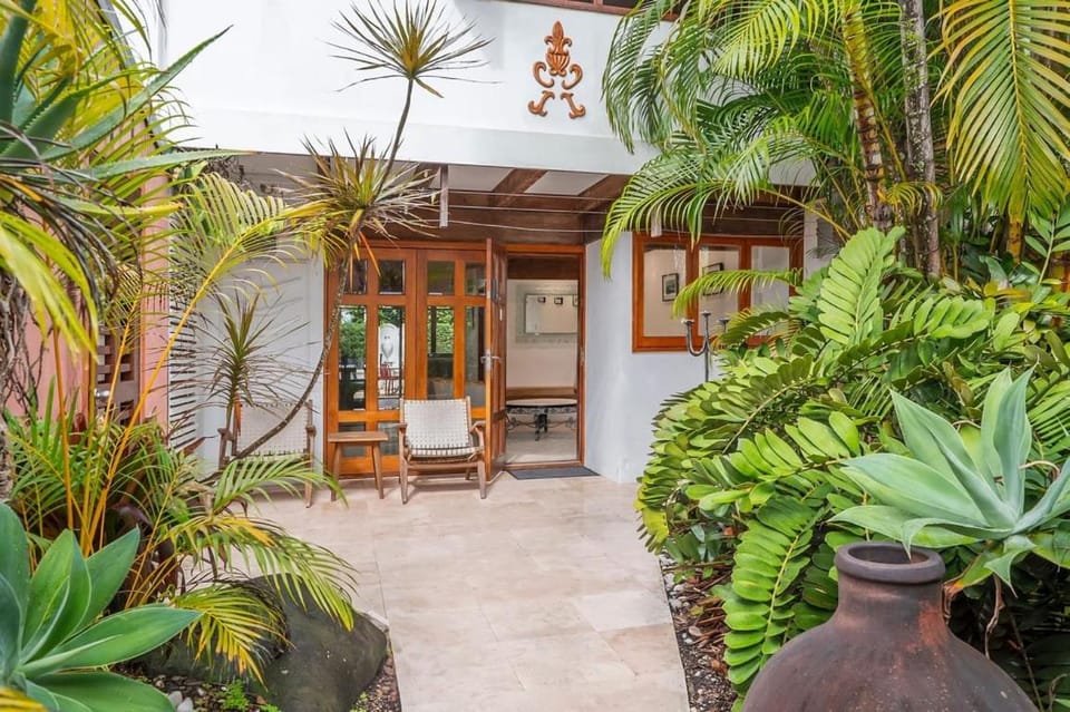 Property building, Garden, Garden view