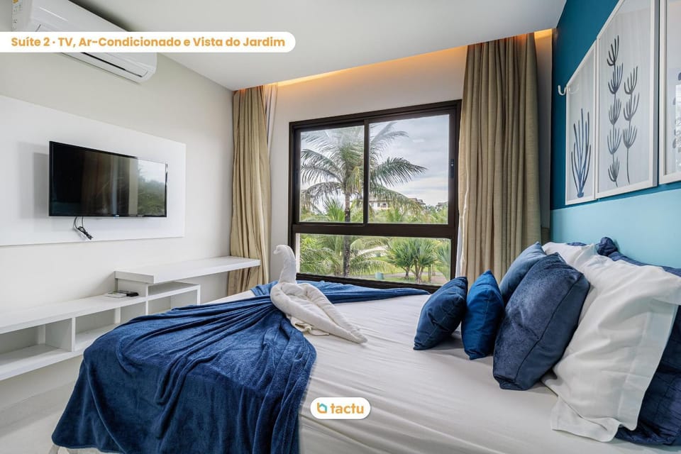 Bed, TV and multimedia, Photo of the whole room, Bedroom, Garden view