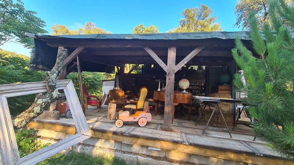 La roulotte au coeur du maquis Nature lodge in Corsica