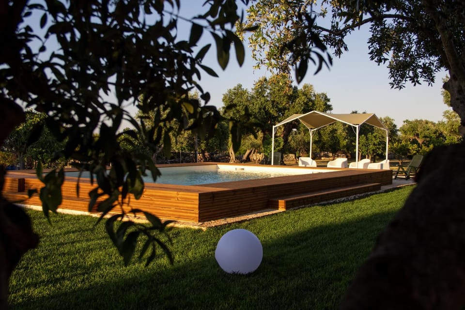 Natural landscape, Garden, Garden view, Pool view, Swimming pool, Swimming pool, sunbed