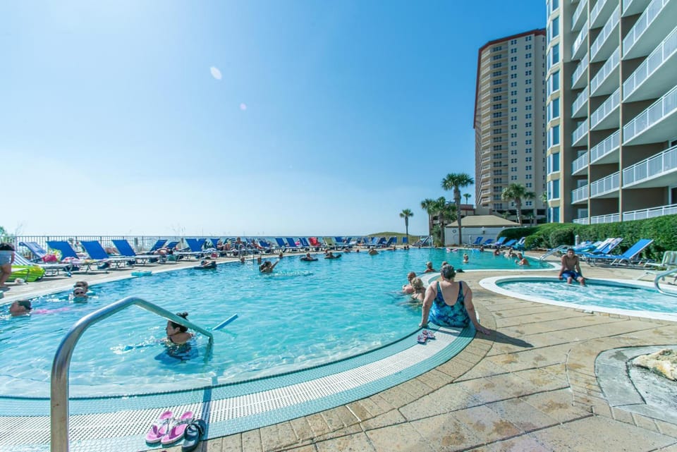 Emerald Beach 1033 House in Panama City Beach
