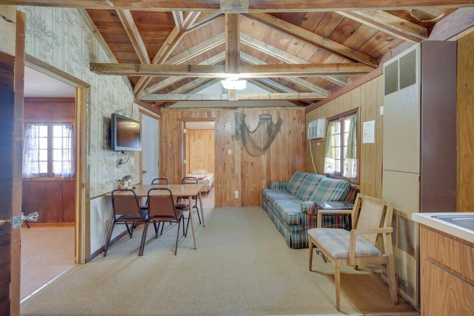Stone Lake Cabin w/ Private Deck & Fire Pit! Cabin in Wisconsin