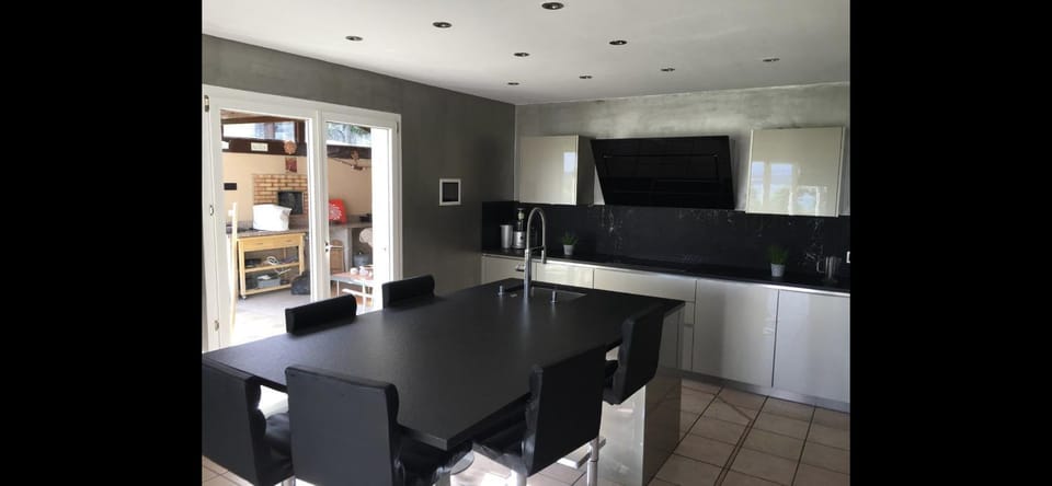 B&B Les Plantees Vacation rental in Neuchâtel, Switzerland