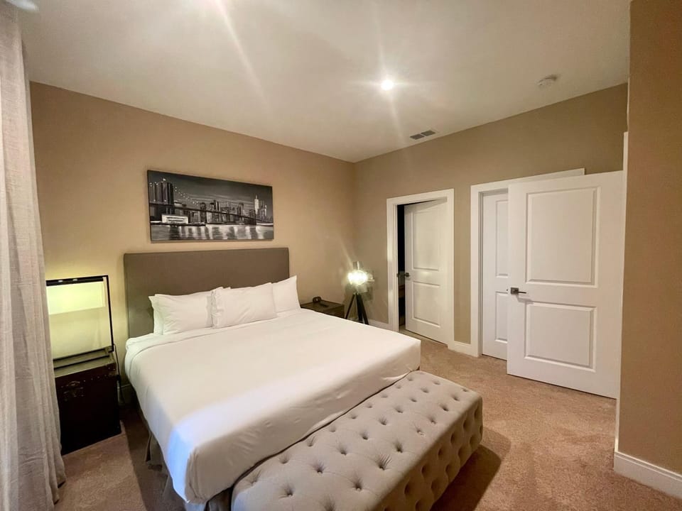 Bed, Photo of the whole room, Bedroom, wardrobe