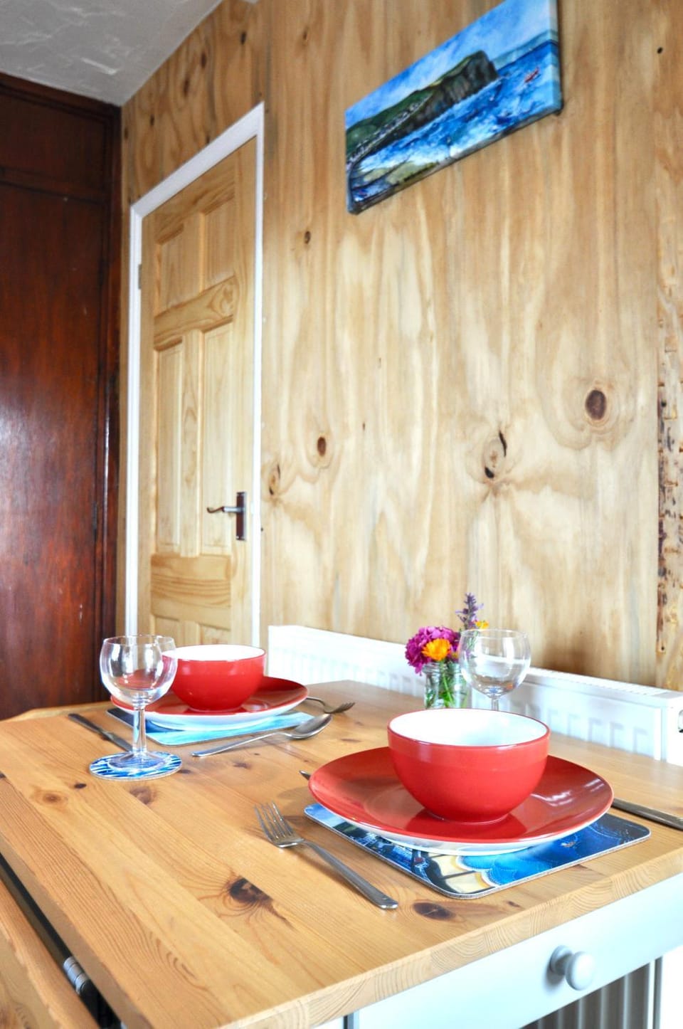 Spacious heated Yurt with Hot tub, 5 mins to beach Luxury tent in Tirymynach