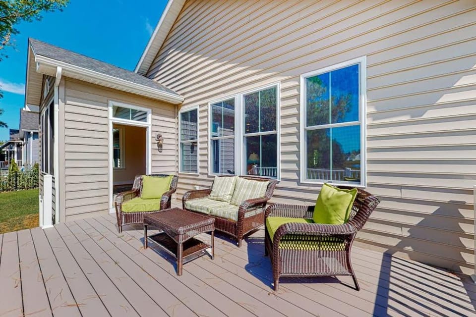 Grande at Canal Pointe 37484 Liverpool Ln House in Rehoboth Beach