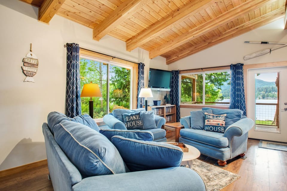 Silver King House in Sudden Valley