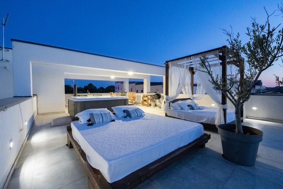 Balcony/Terrace, Balcony/Terrace