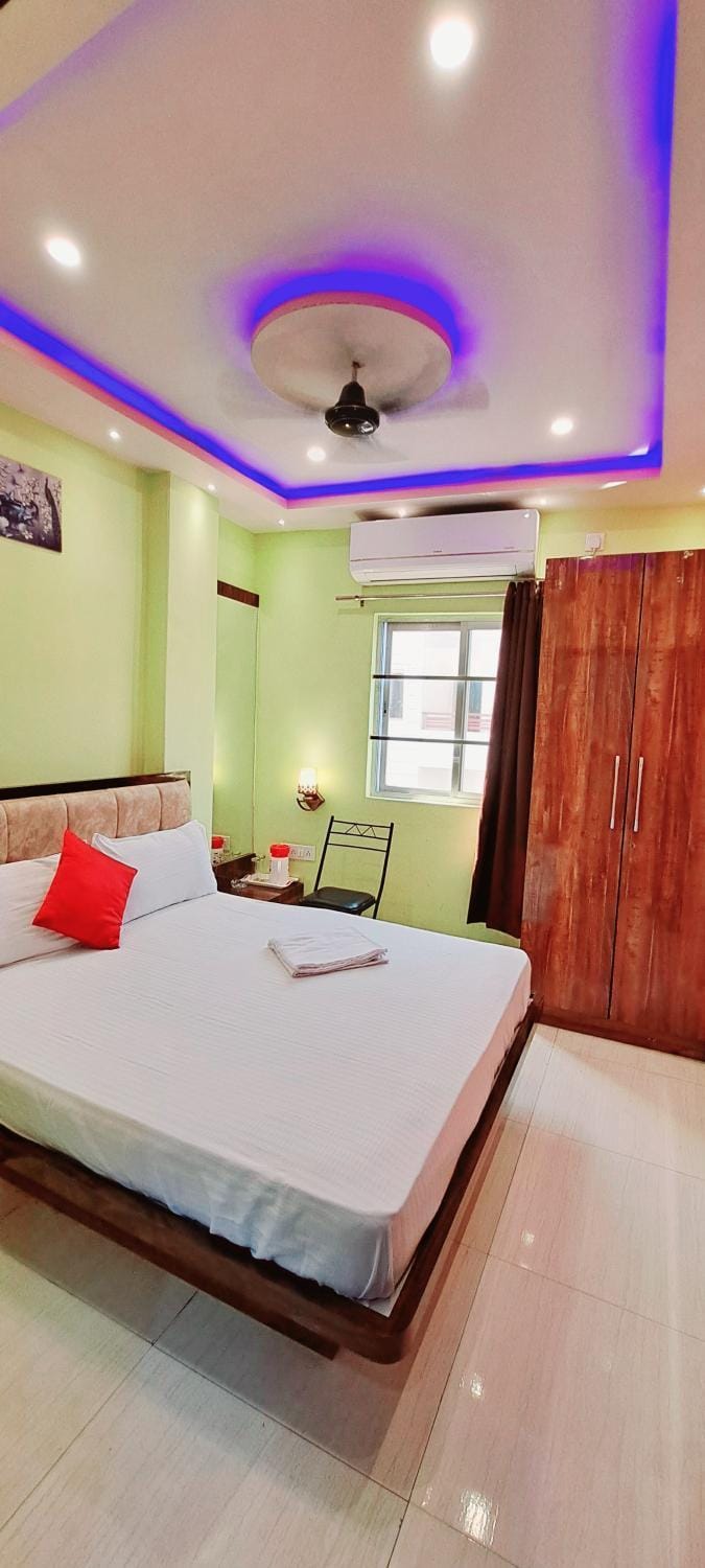 Hotel Ananya Inn Hotel in Varanasi