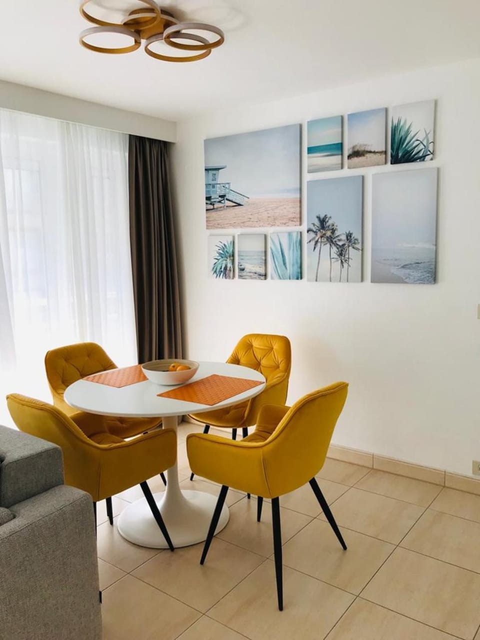 UrbanStay Suites - Beachfront apartment in Knokke Apartment in Knokke-Heist