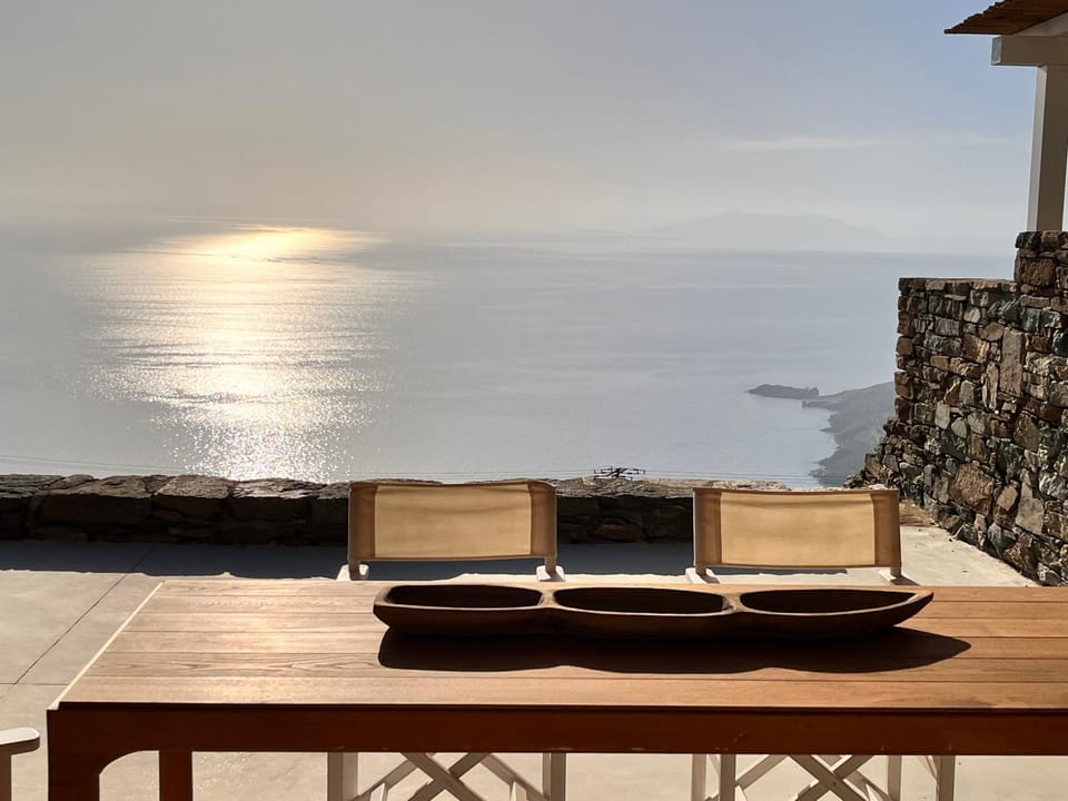 Day, Natural landscape, View (from property/room), Balcony/Terrace, Dining area, Sea view