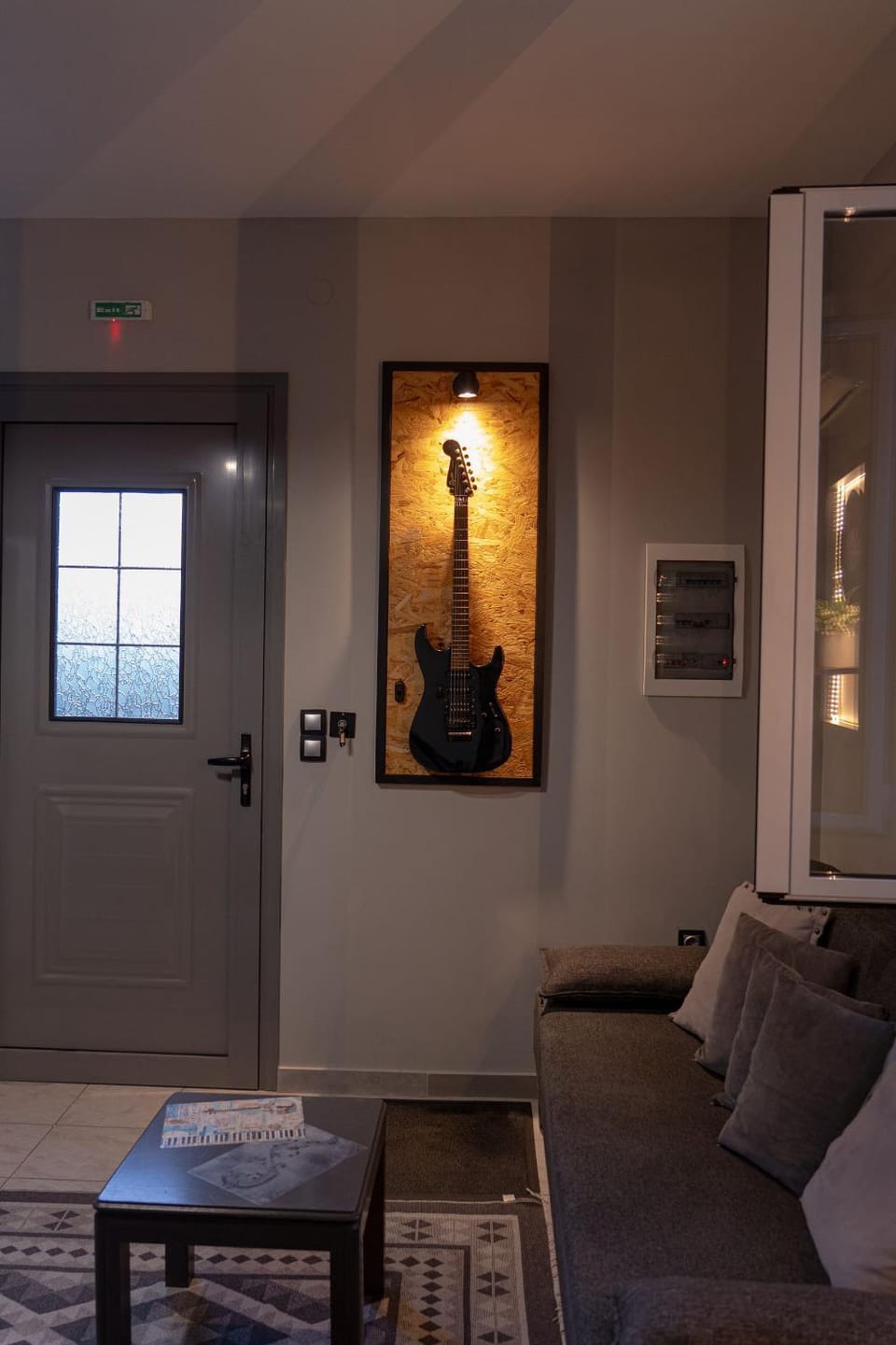 Living room, Decorative detail, Seating area