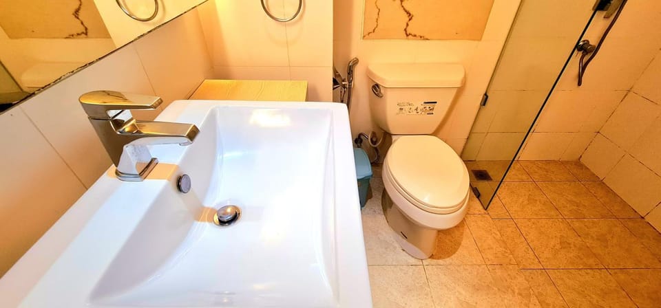 Toilet, Bathroom