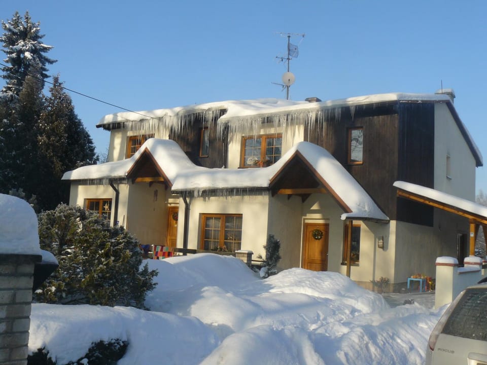 Property building, Winter