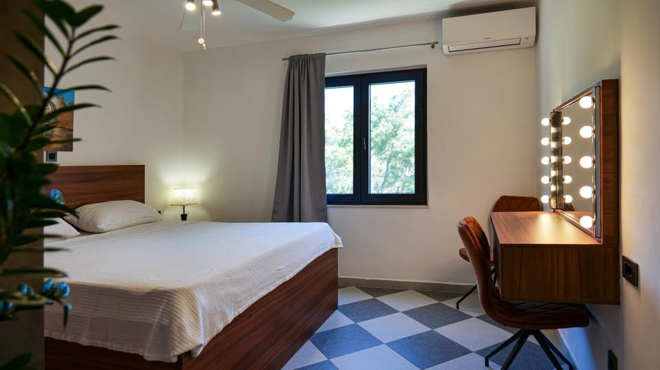 Sea View Apartment Zure Apartment in Dubrovnik-Neretva County