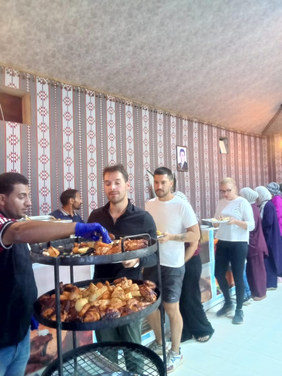People, Food and drinks, Banquet/Function facilities, Food