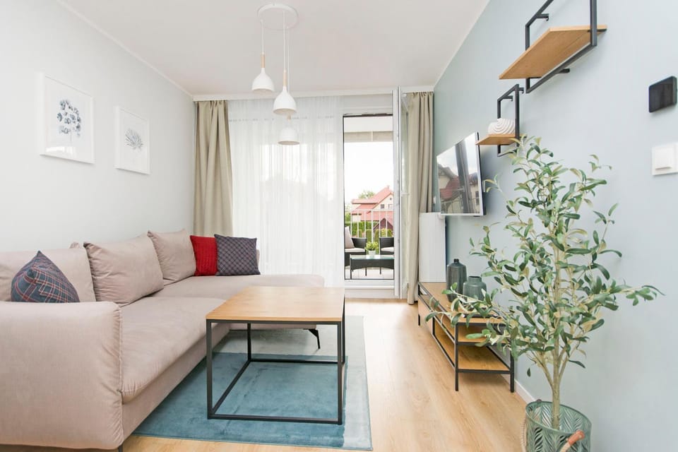 TV and multimedia, Balcony/Terrace, Living room, Decorative detail, Seating area, hair dresser