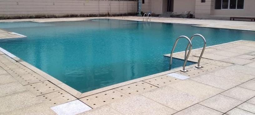 Swimming pool, Swimming pool