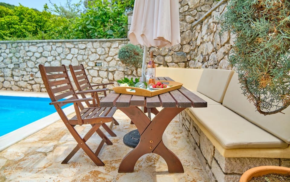 Patio, Swimming pool