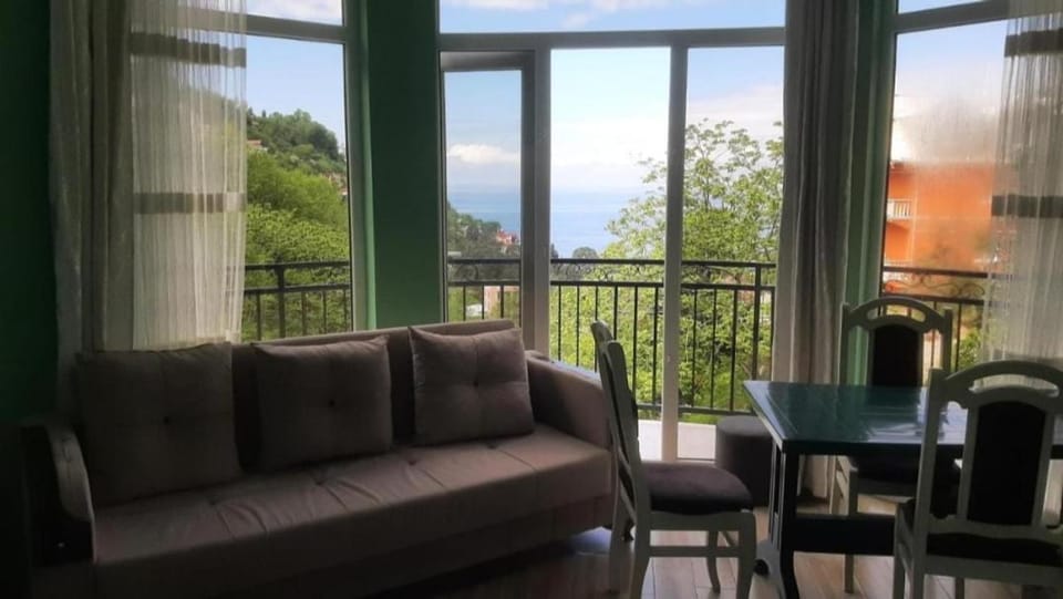 Villa Royal Realm Villa in Batumi