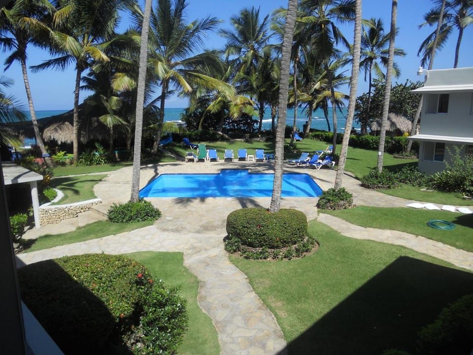 Property building, Day, Beach, Beach, Pool view, Sea view, Swimming pool, Swimming pool