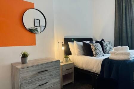 Bed, Bedroom