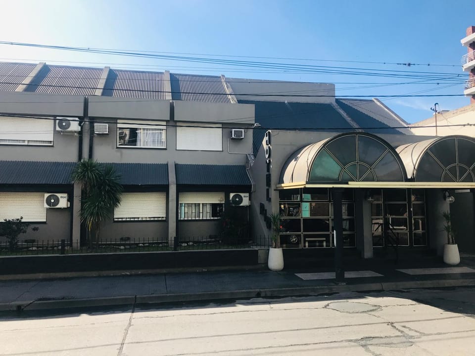 Hotel Rio Hotel in San Nicolás de los Arroyos