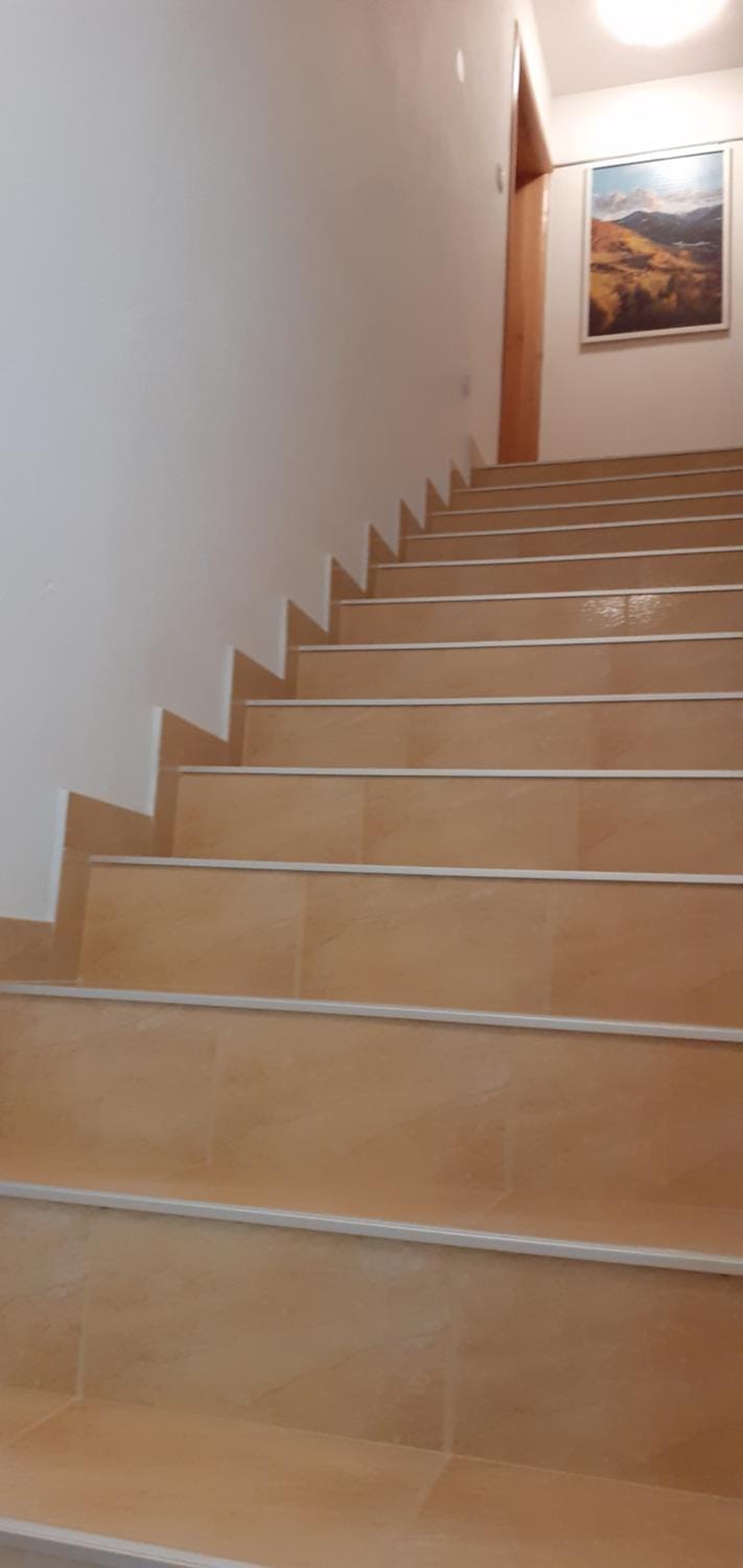 Kelk Loznati Apartment in Cres