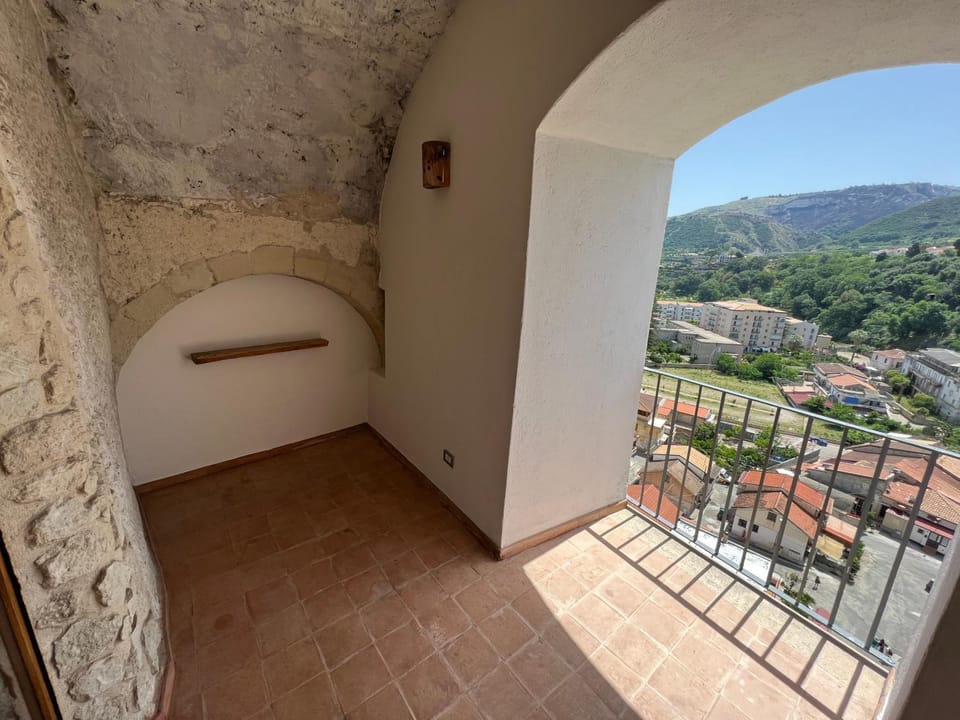 Balcony/Terrace, Mountain view, Sea view