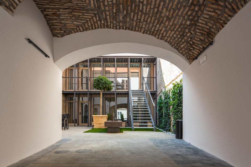 Facade/entrance, Inner courtyard view