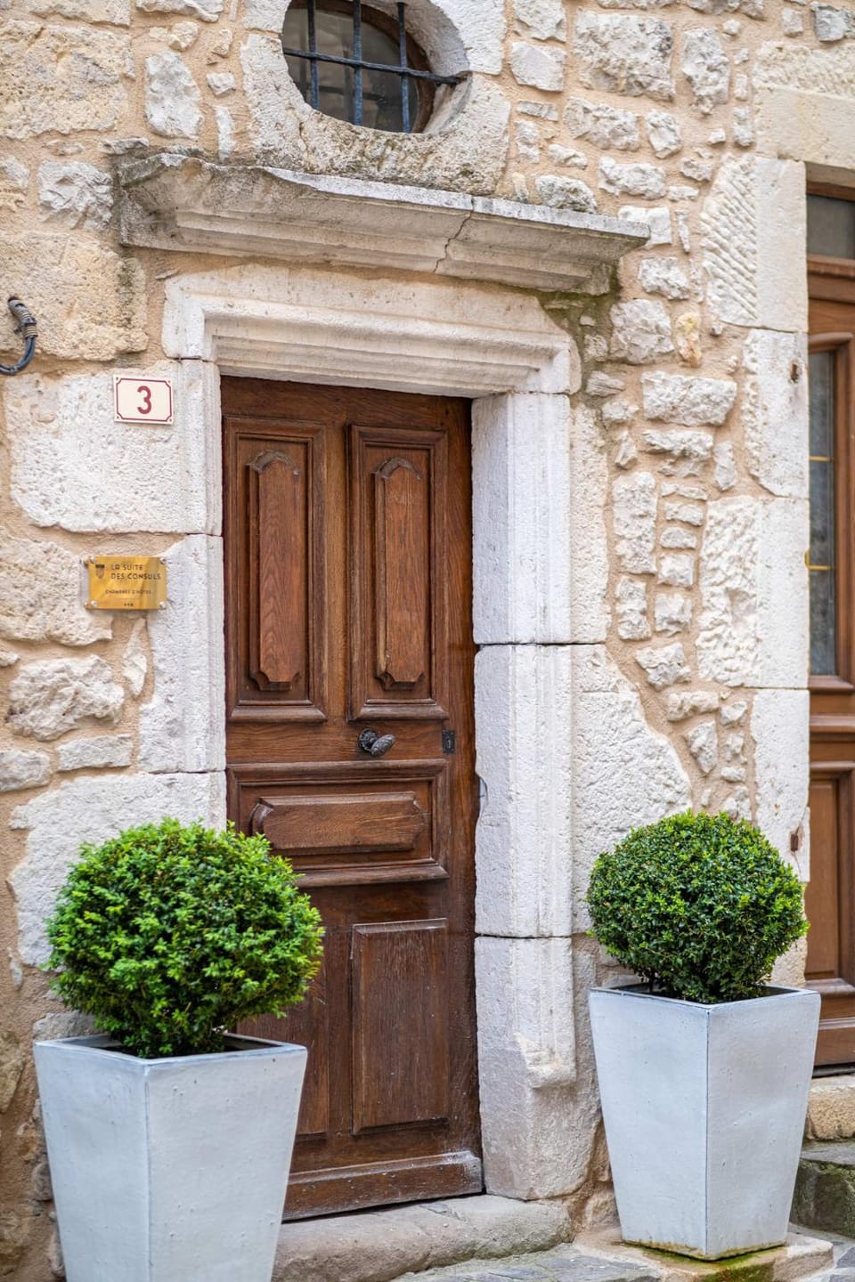 Property building, Facade/entrance