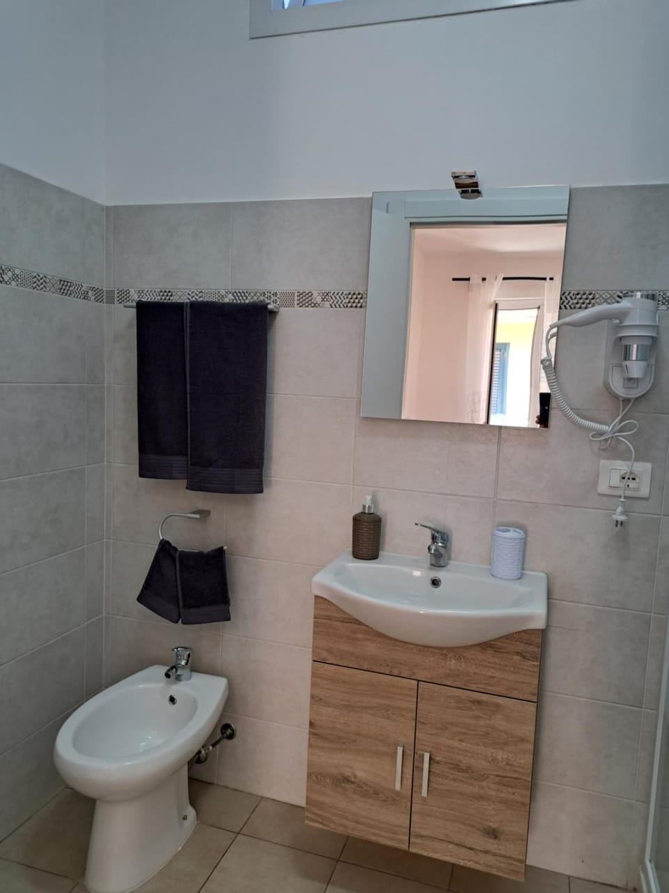 Bathroom, bidet