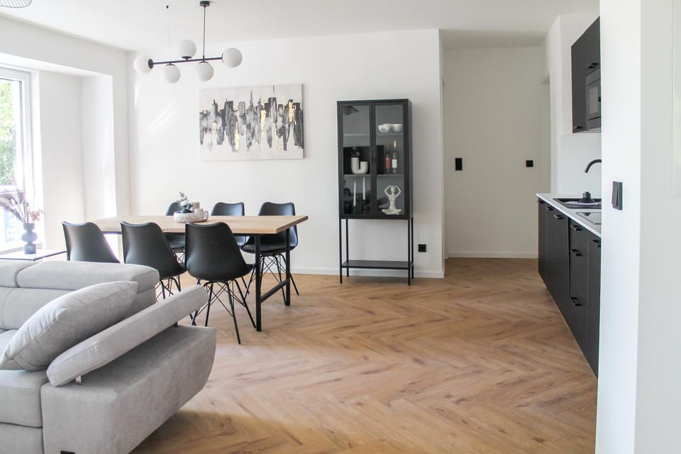 Living room, Seating area, Dining area