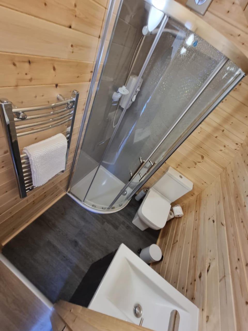 Caledonian Pod. In Caol, Fort William Apartment in Scotland