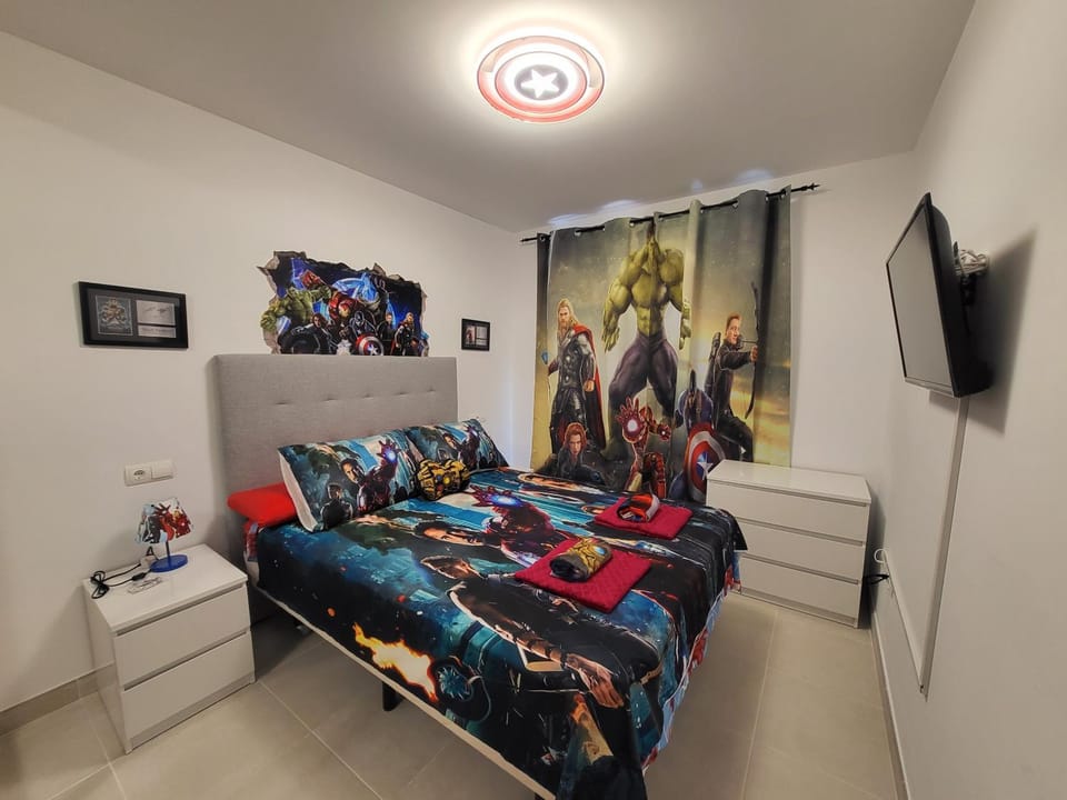 Bed, Photo of the whole room, Bedroom