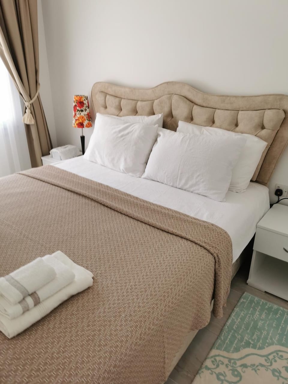 Bed, Photo of the whole room, Bedroom, towels, air conditioner