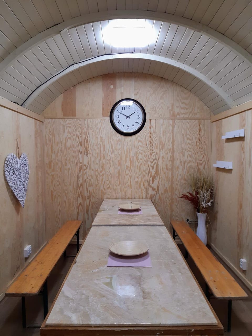 Dining area, Communal kitchen