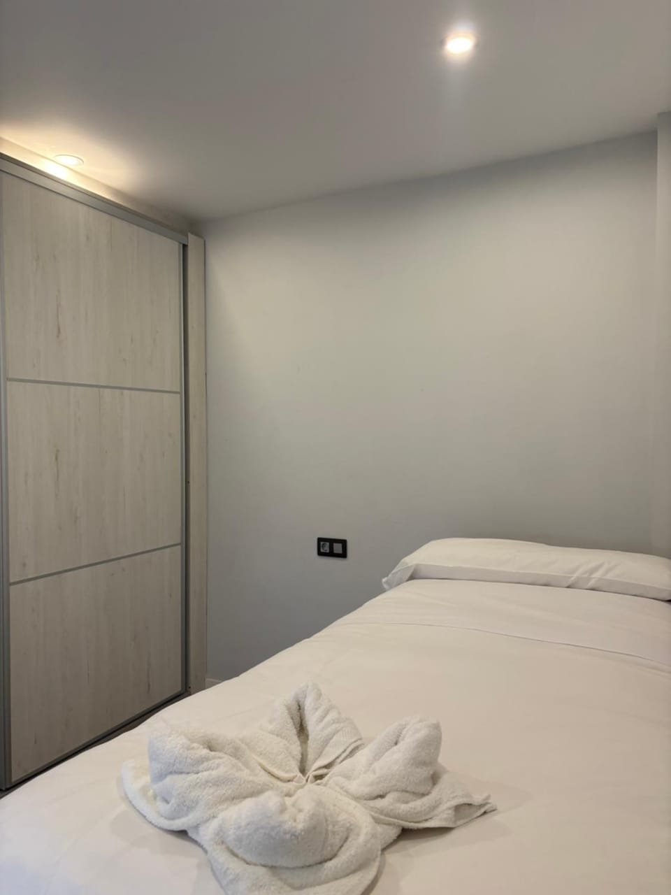 136A Apartamento moderno en Playa San Lorenzo by R2R Consulting Apartment in Gijón
