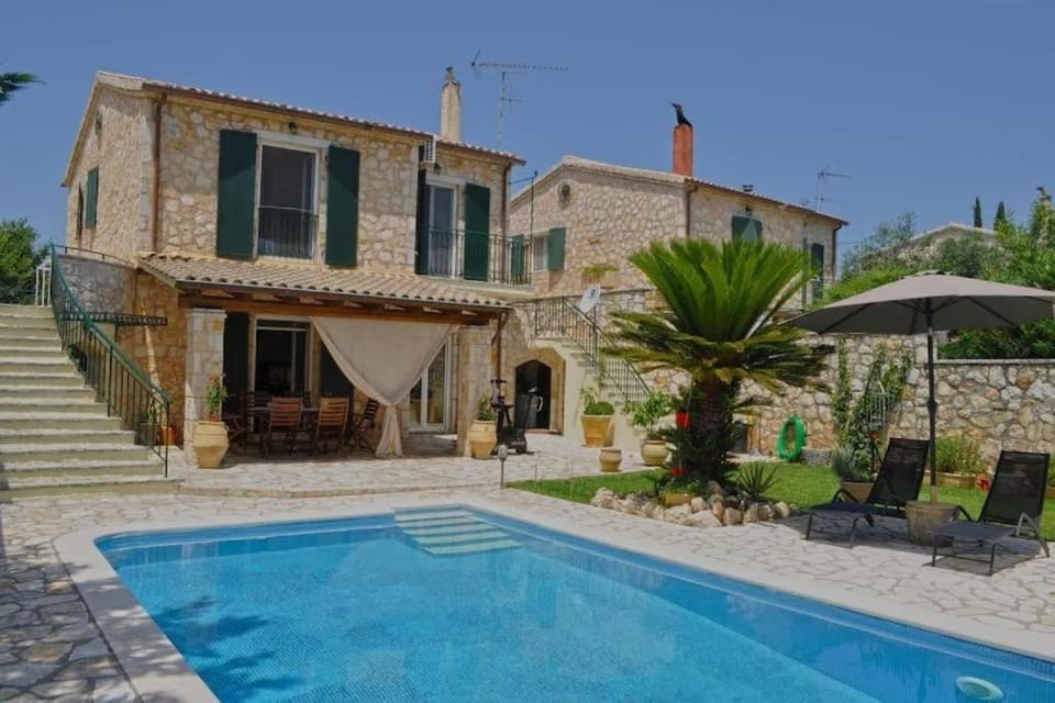 Stone Pool House Gouvia House in Corfu, Greece
