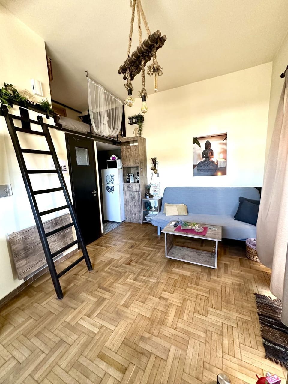 Αfrodite! Roof top studio--Wonderful city view Apartment in Athens
