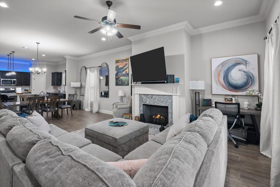 Communal lounge/ TV room, TV and multimedia, Kitchen or kitchenette, Living room, Seating area, Dining area, Evening entertainment, fireplace