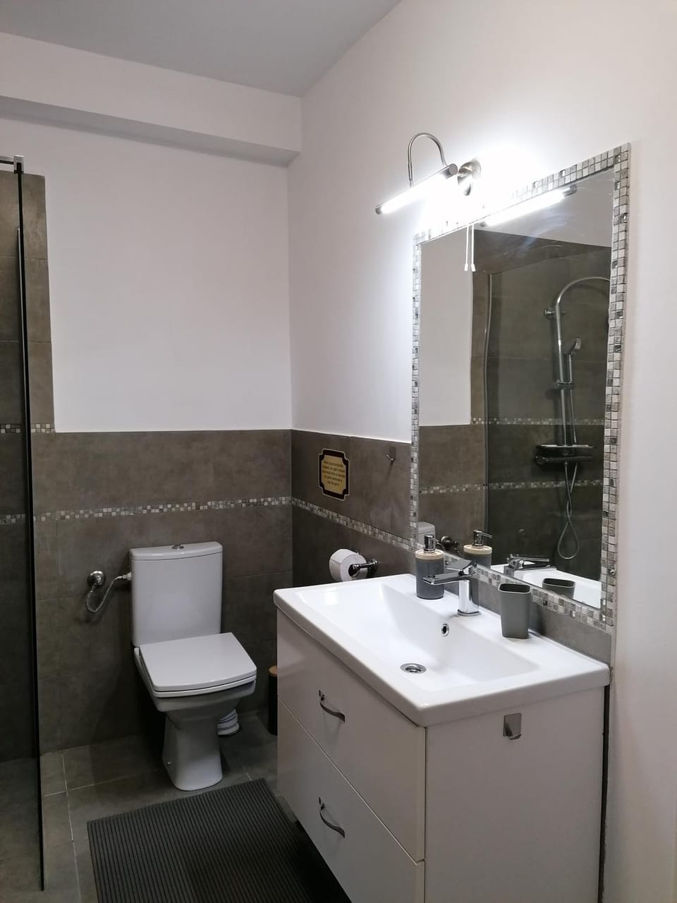 Pensiunea Casa Butnarului Bed and Breakfast in Romania