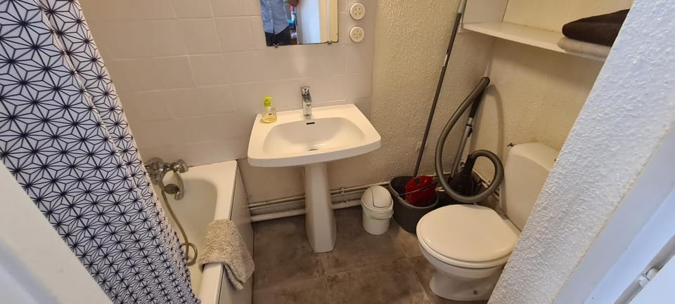 Studio Centre Ville pratique et cosy Apartment in La Rochelle